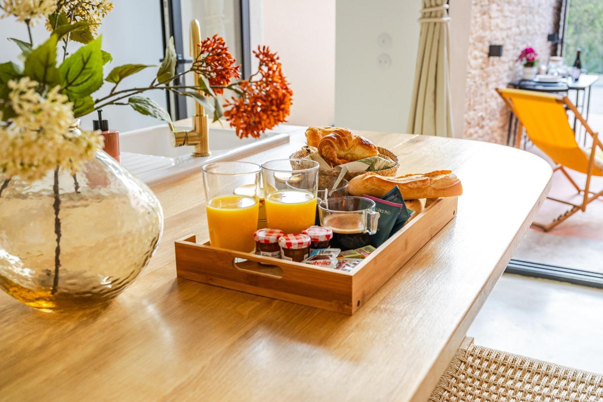 Hermes - Appartement Avec Jacuzzi Scandinave Nyons Exterior foto